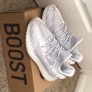 Yeezy boost V2 Static